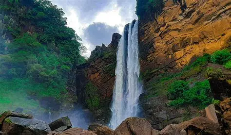 SUMORA Tours & Travels